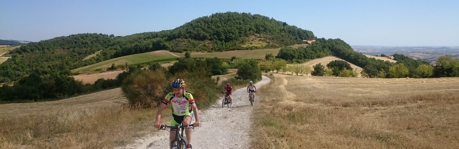 castelli di arcevia in mtb